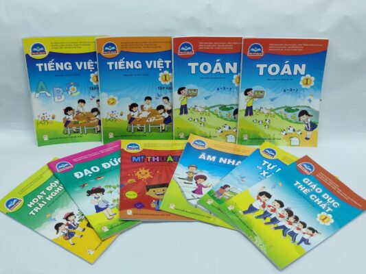 3 bộ sách giáo khoa mới